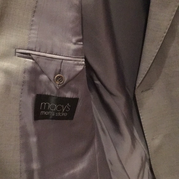 3/$60 Ralph Lauren Grey Suit Jacket. Size 42L - Picture 2 of 7